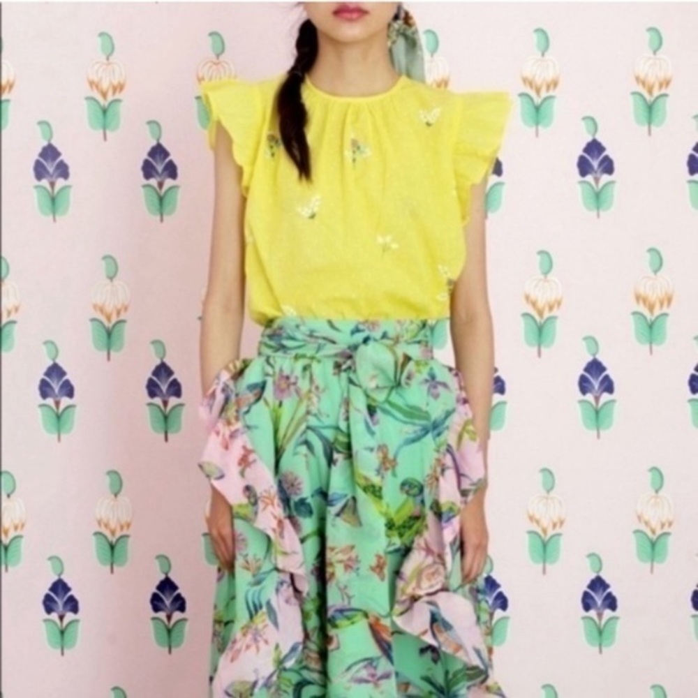 ✅ Banjanan Blouse Tricia Flutter Sleeve in Yellow Floral
